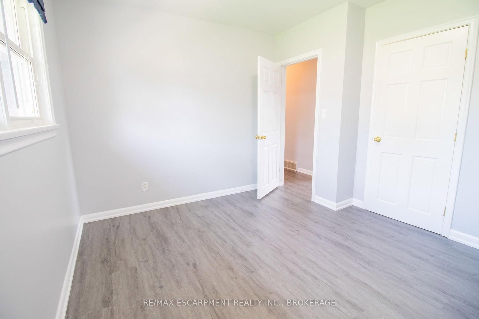 98 James Street E, Unit 1 - Photo 13