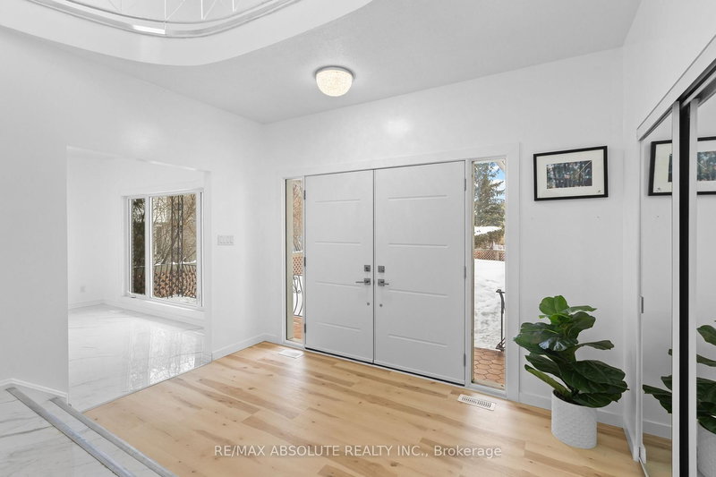 1444 Normandy Cres, Ottawa, K2C 0N6 | Image 3