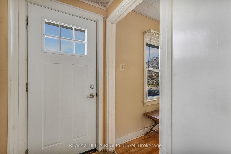 1242 Vancouver Ave, Ottawa, K1V 6V3 | Image 3