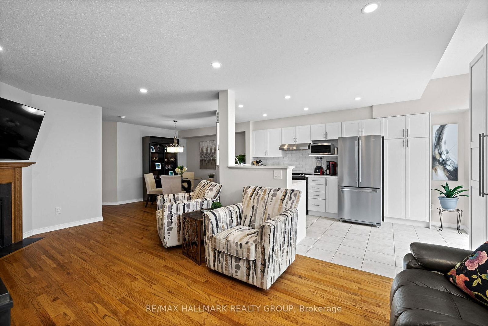 339 Brigitta Street - Photo 10