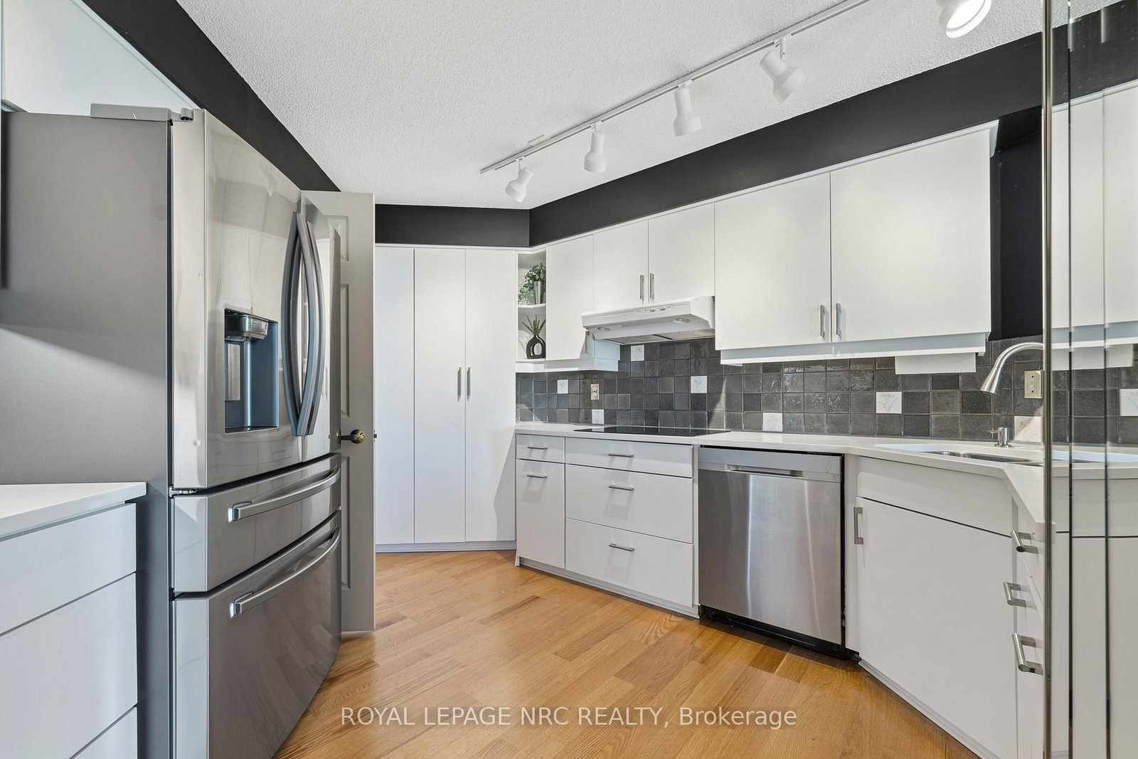 701 Geneva Street, Unit 1303 - Photo 16