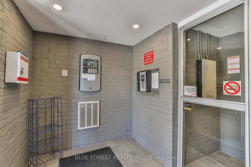 40 - 140 Conway Dr, London South, N6E 3N2 | Image 3