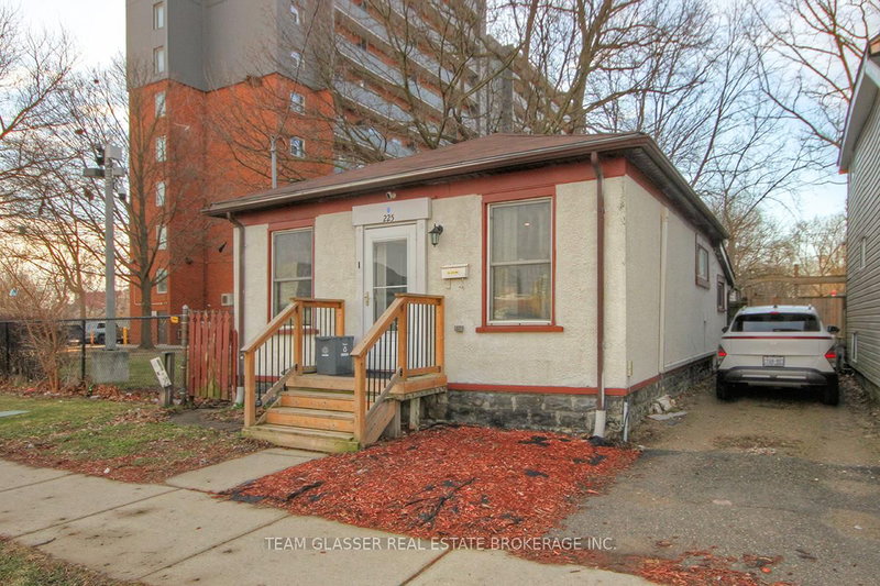 225 Simcoe St, London East, N6B 1J3 | Image 2
