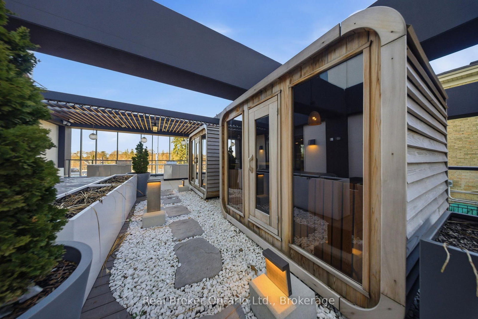 741 King Street W, Unit 107 - Photo 26