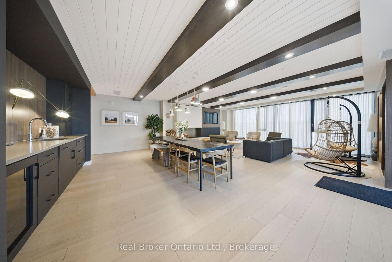 741 King Street W, Unit 107 - Photo 28