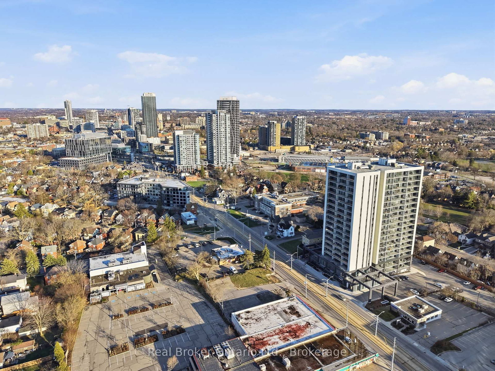 741 King Street W, Unit 107 - Photo 31