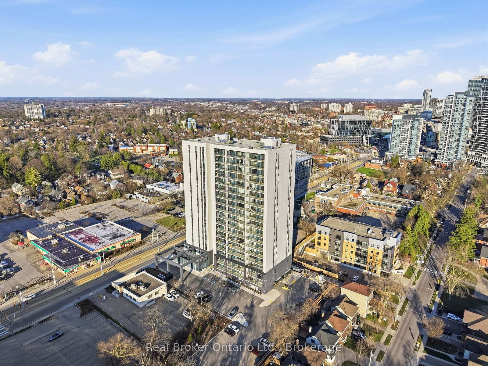 741 King Street W, Unit 107 - Photo 32