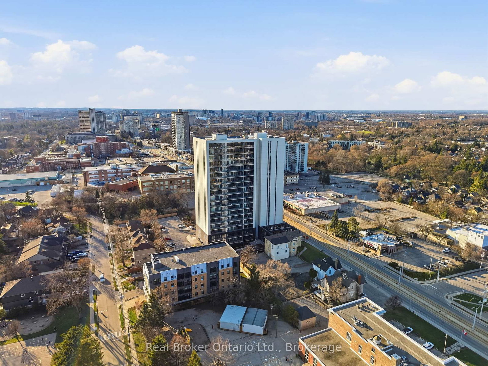 741 King Street W, Unit 107 - Photo 34