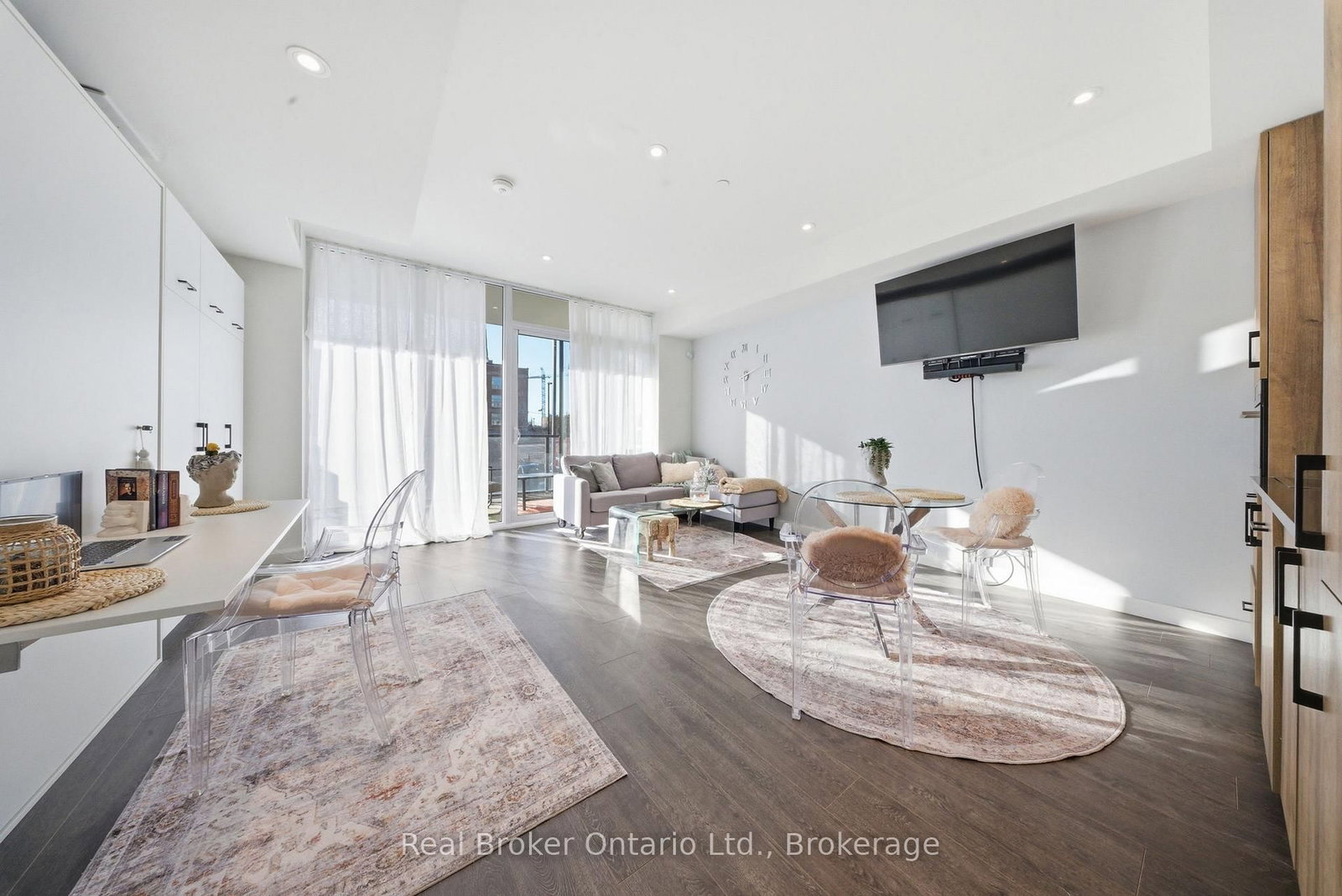 741 King Street W, Unit 107 - Photo 7