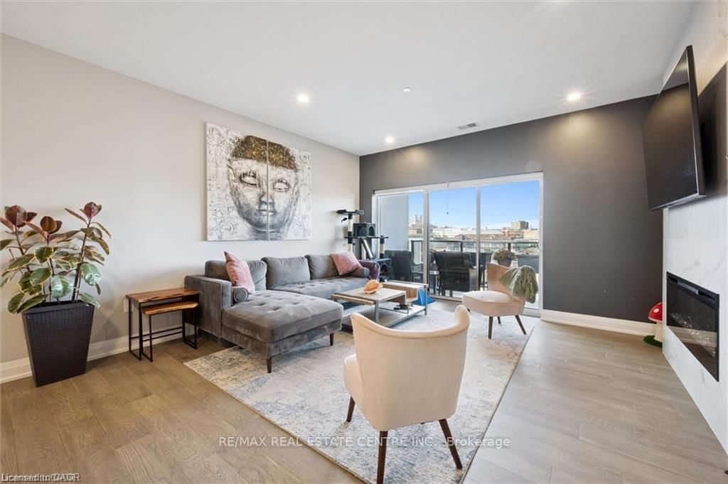 71 Wyndham Street S, Unit 608 - Photo 13