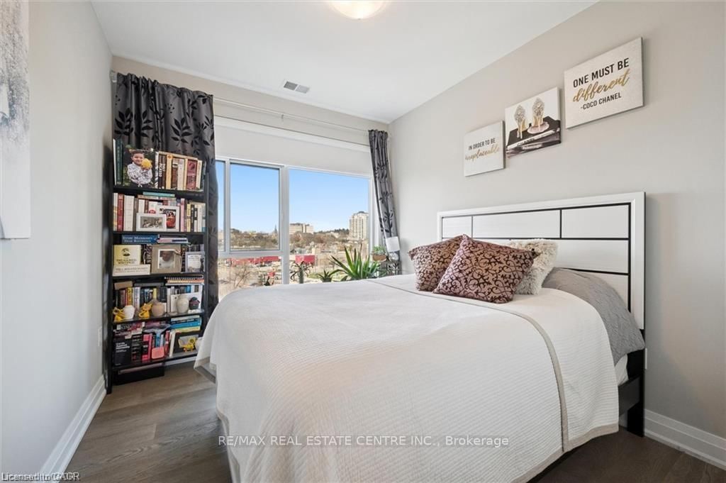 71 Wyndham Street S, Unit 608 - Photo 16