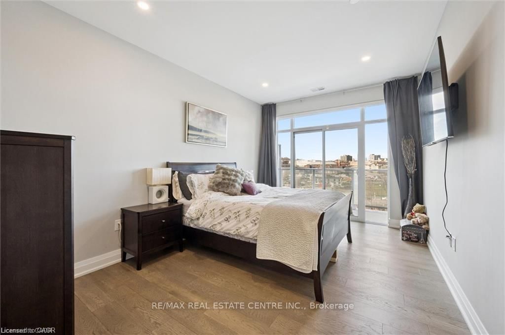 71 Wyndham Street S, Unit 608 - Photo 20