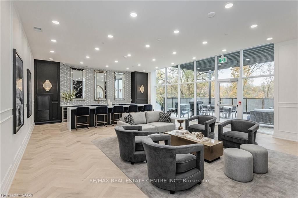 71 Wyndham Street S, Unit 608 - Photo 37