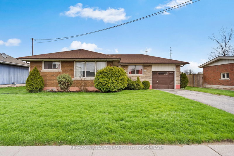216 Wellington St, Welland, L3B 1B5 | Image 2