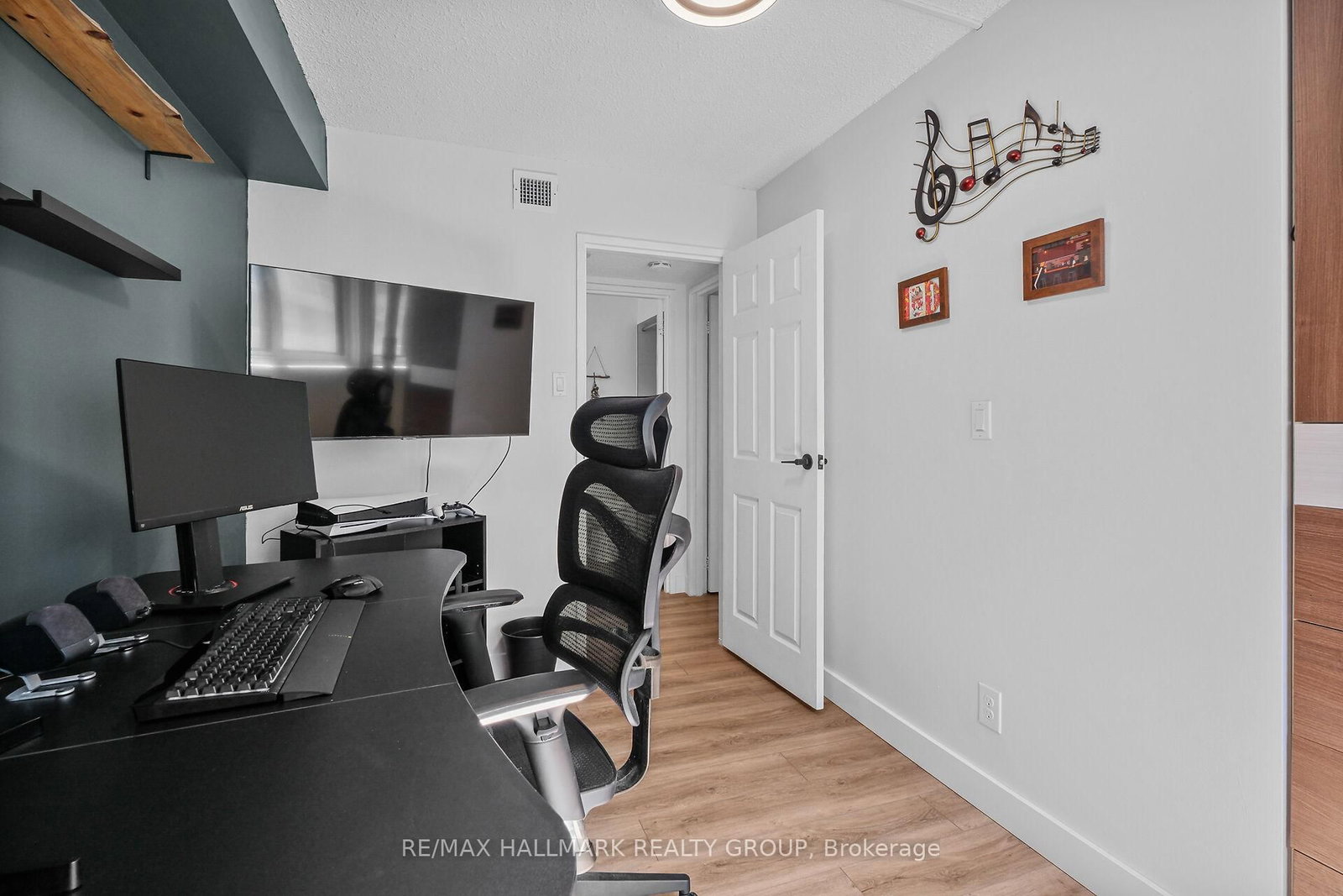 199 Kent Street, Unit 604 - Photo 28