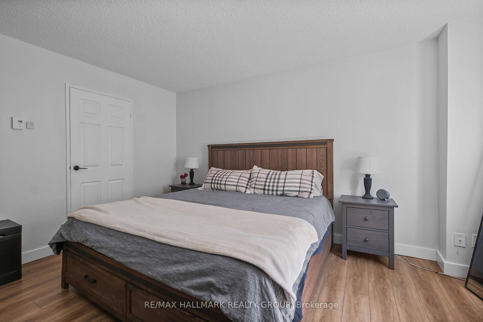 199 Kent Street, Unit 604 - Photo 33