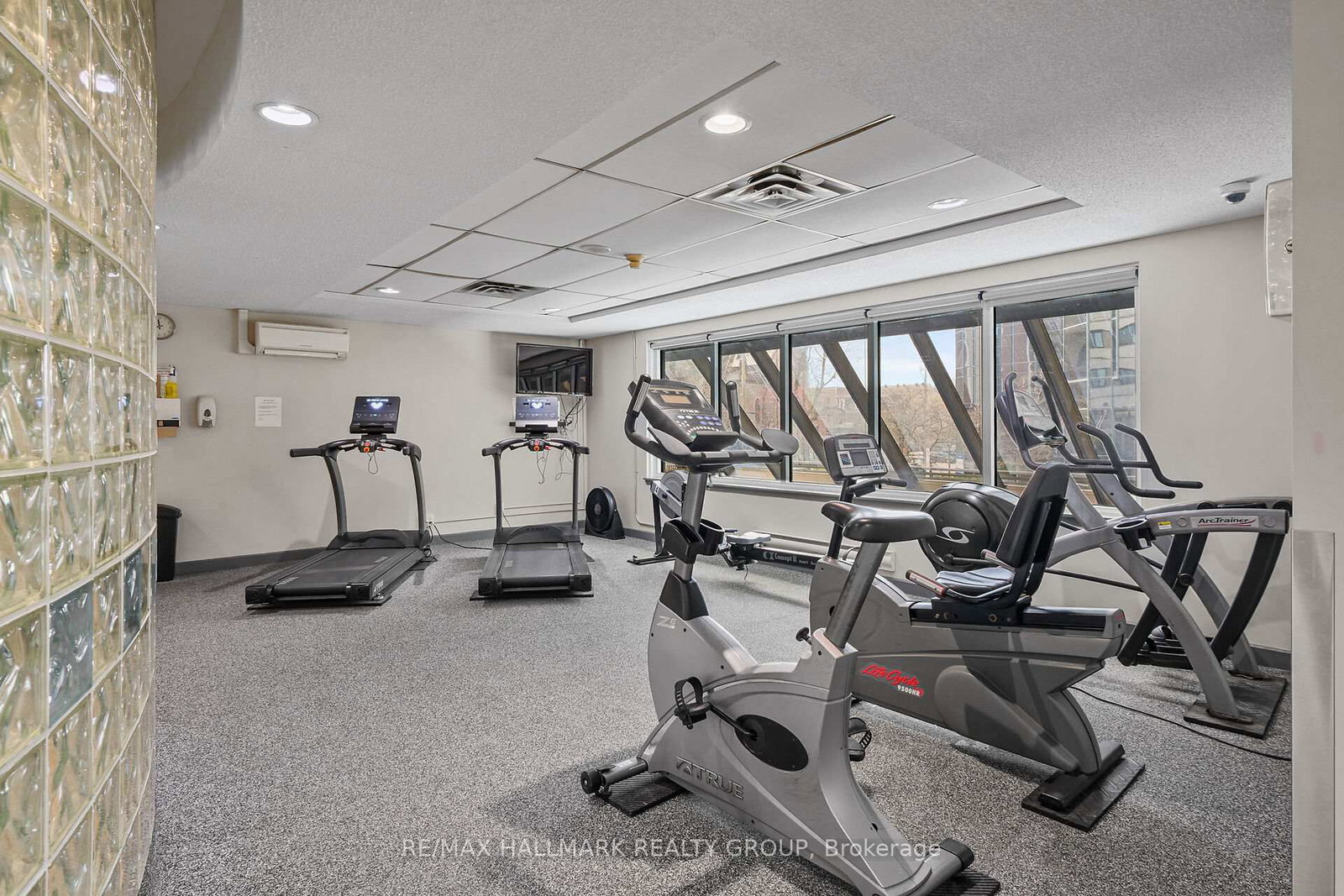 199 Kent Street, Unit 604 - Photo 45