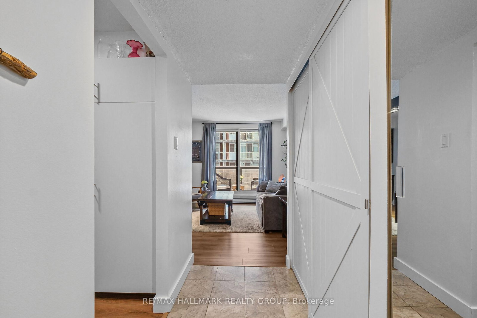 199 Kent Street, Unit 604 - Photo 8