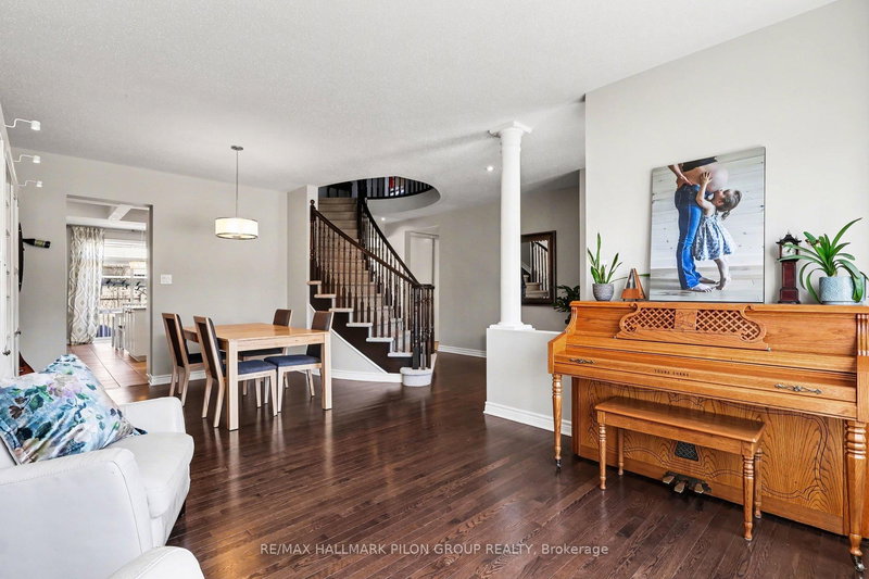 253 Terrapin Terr, Ottawa, K4A 0W2 | Image 2