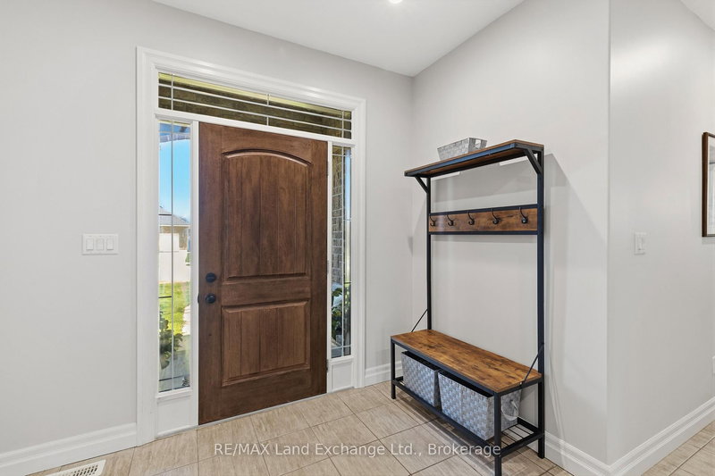 353 Stickel St, Saugeen Shores, N0H 2C1 | Image 2