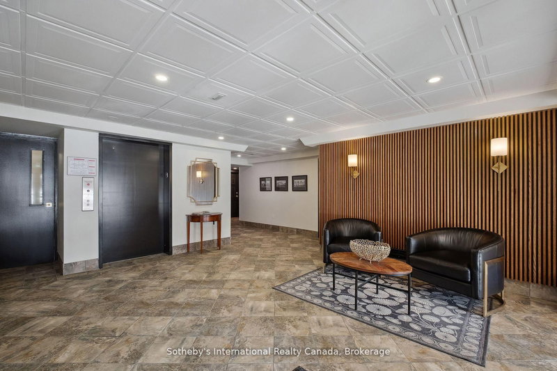 401 - 30 Front St, Stratford, N5A 7S3 | Image 3