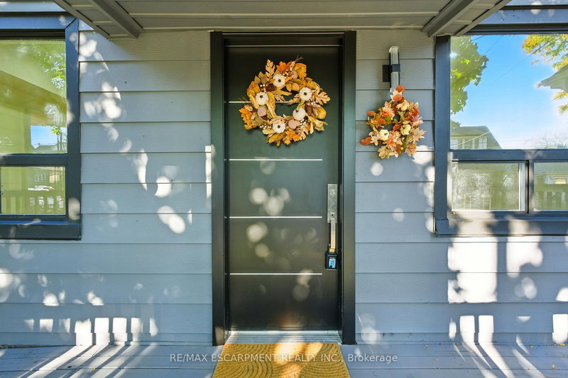 9 Alice St, Hamilton, L8H 4R5 | Image 3