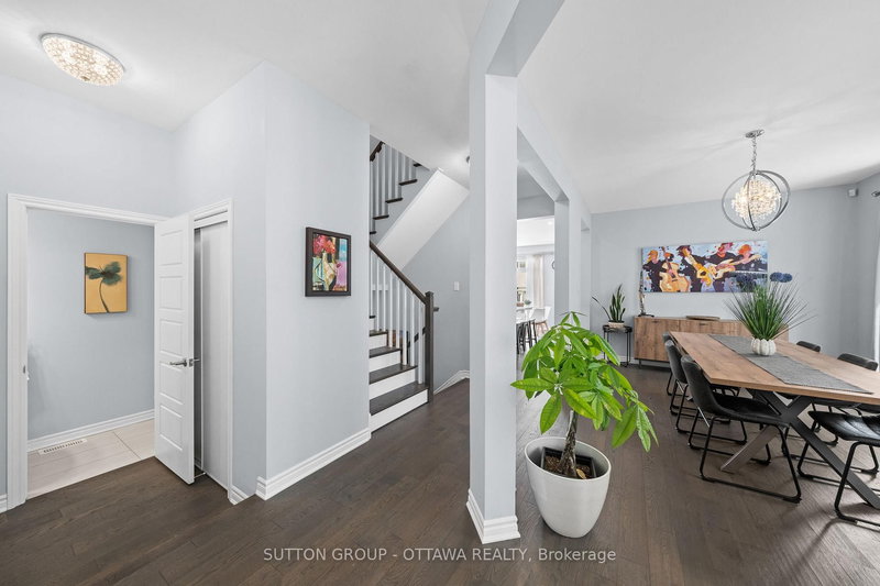 1013 Manege St, Ottawa, K2S 0Y8 | Image 2