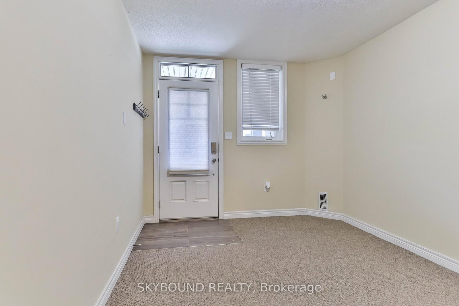 2 Egleston Lane - Photo 2