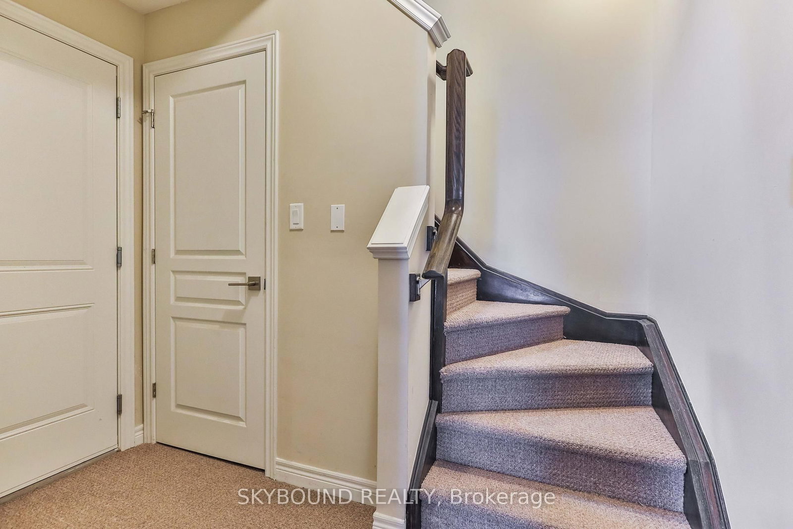 2 Egleston Lane - Photo 5