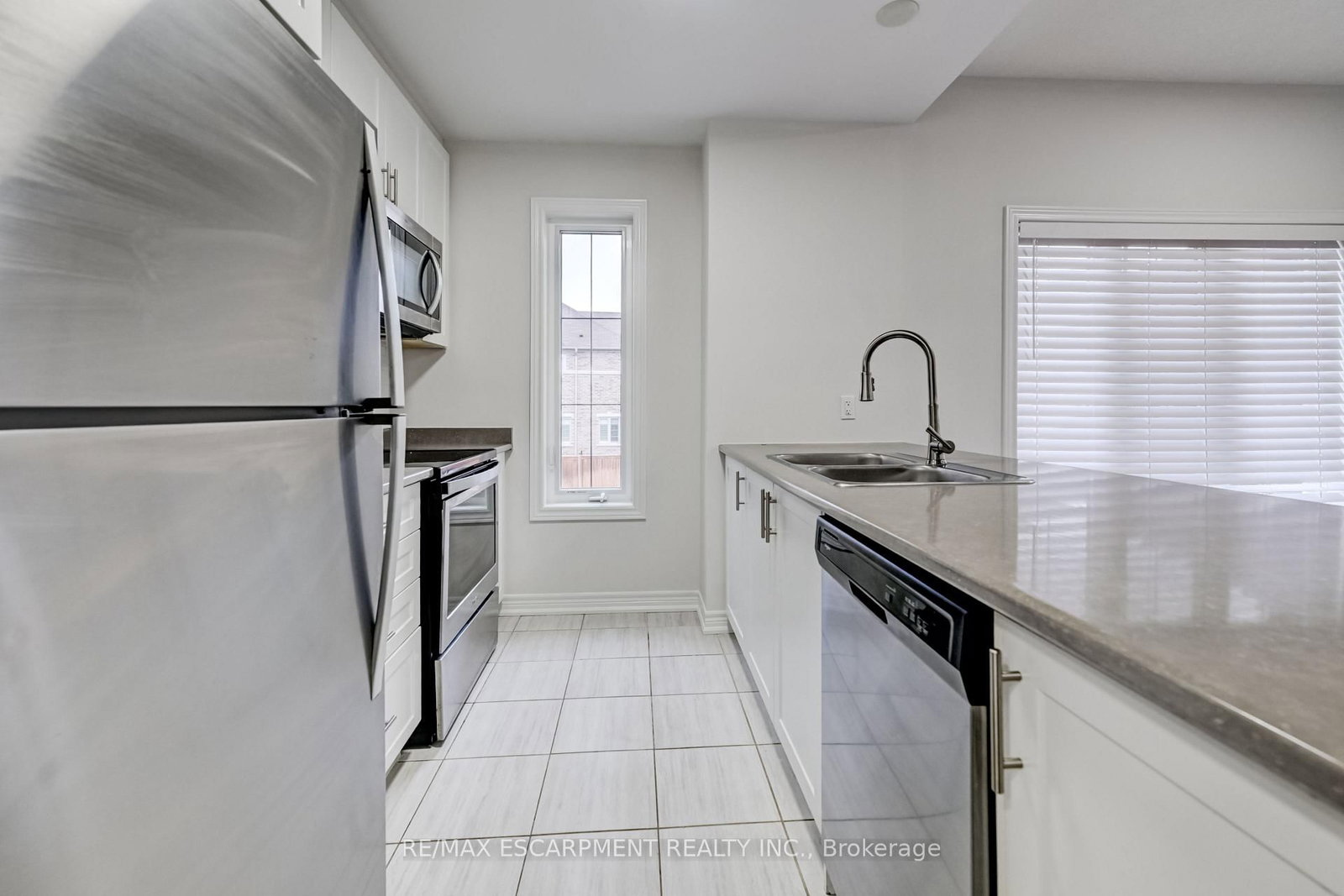 23 ridgeside Lane W - Photo 8