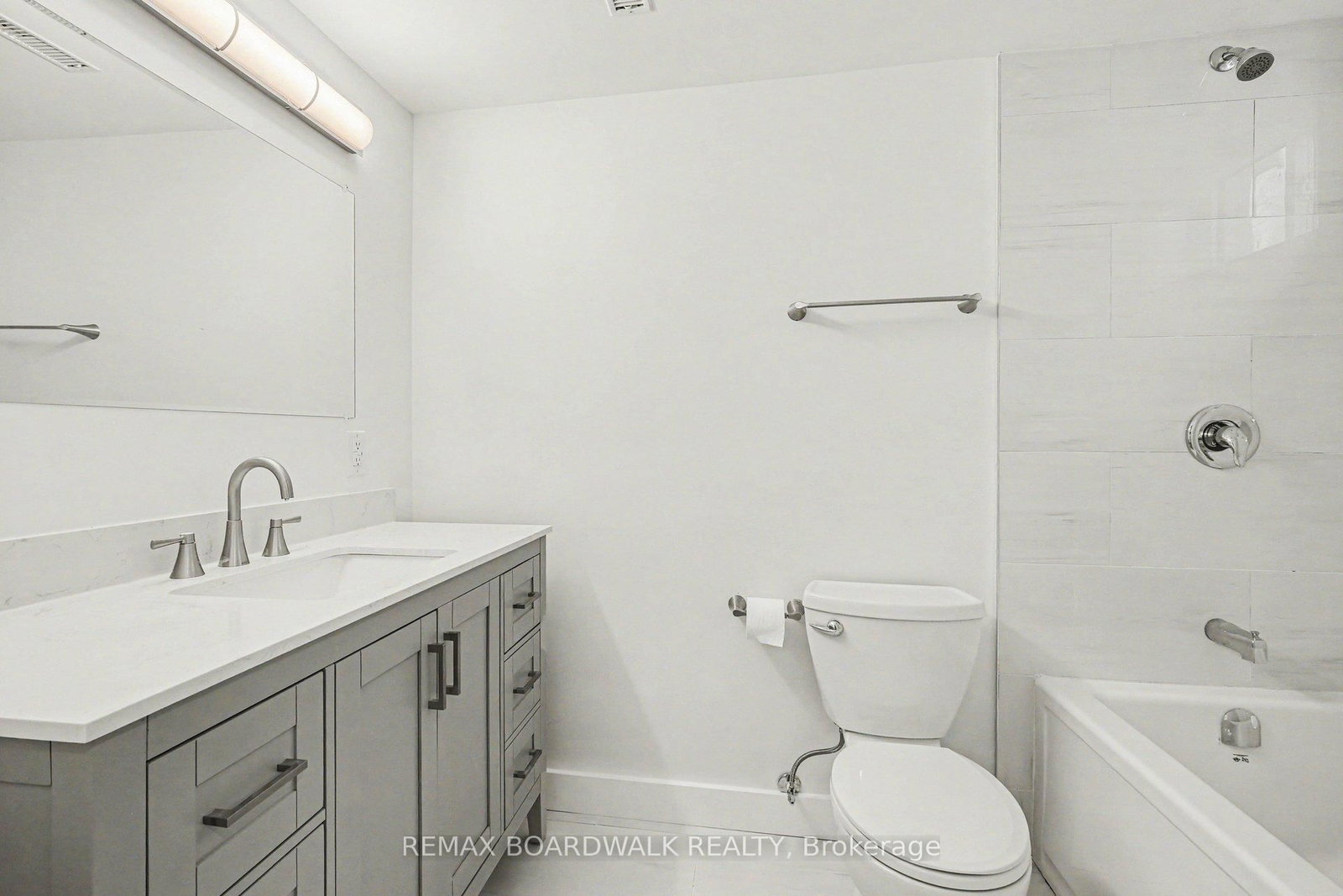 2486 Kaladar Avenue, Unit 3 - Photo 10