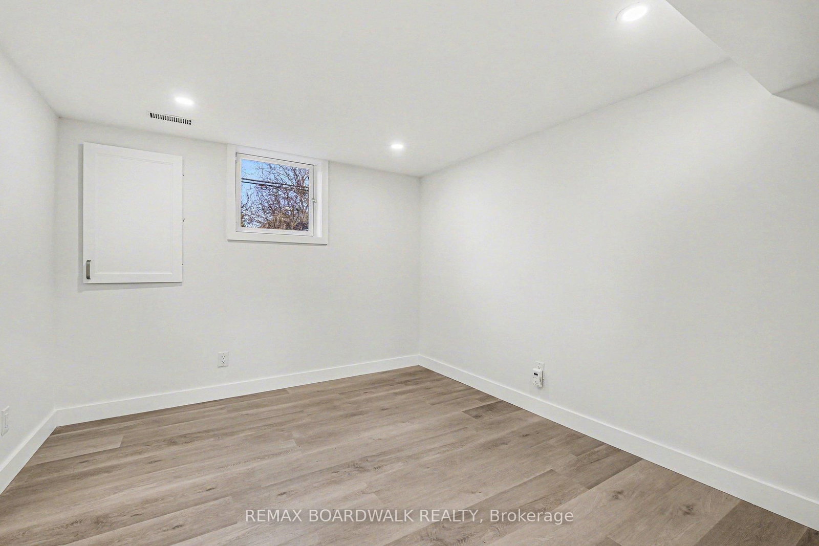 2486 Kaladar Avenue, Unit 3 - Photo 12