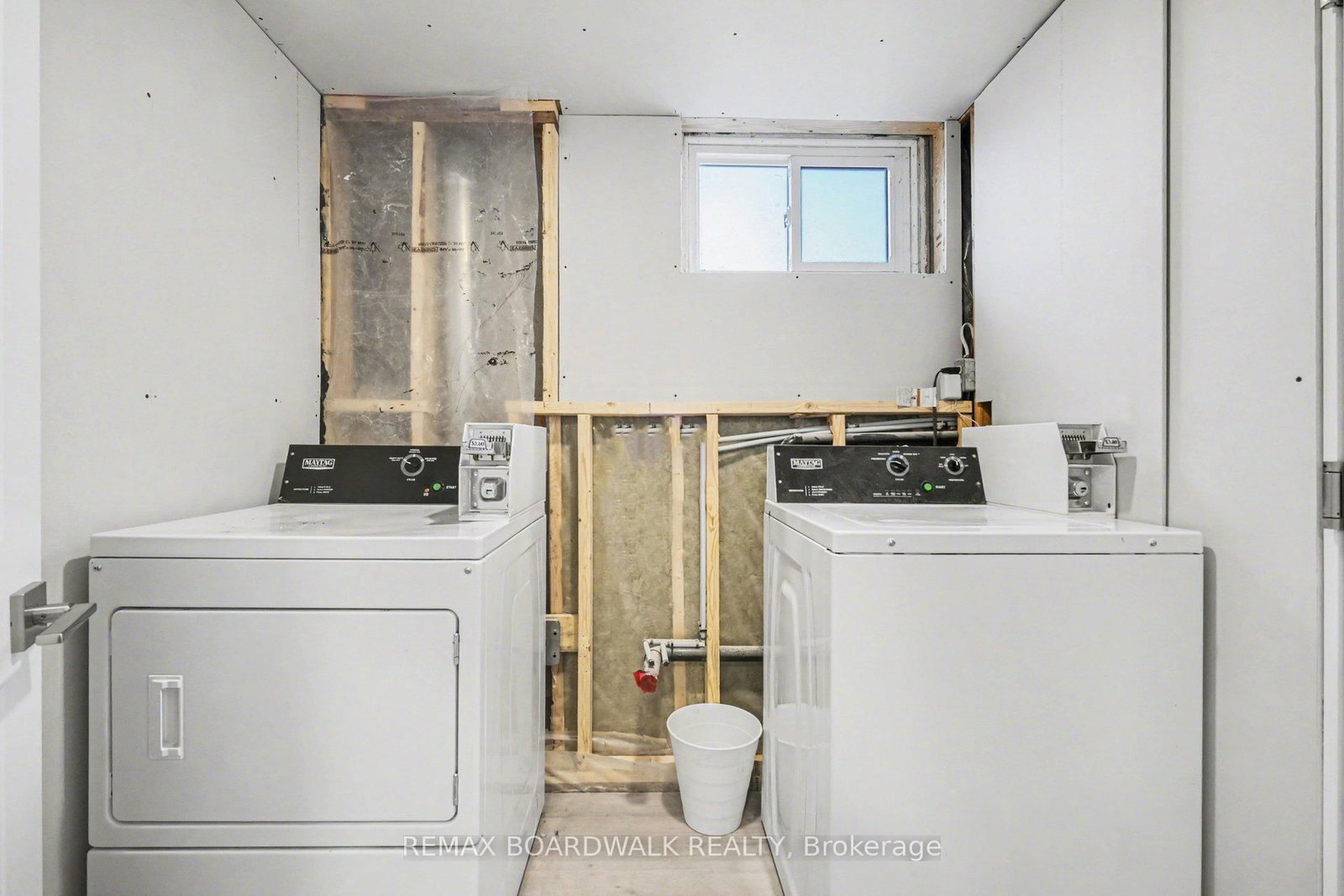 2486 Kaladar Avenue, Unit 3 - Photo 13