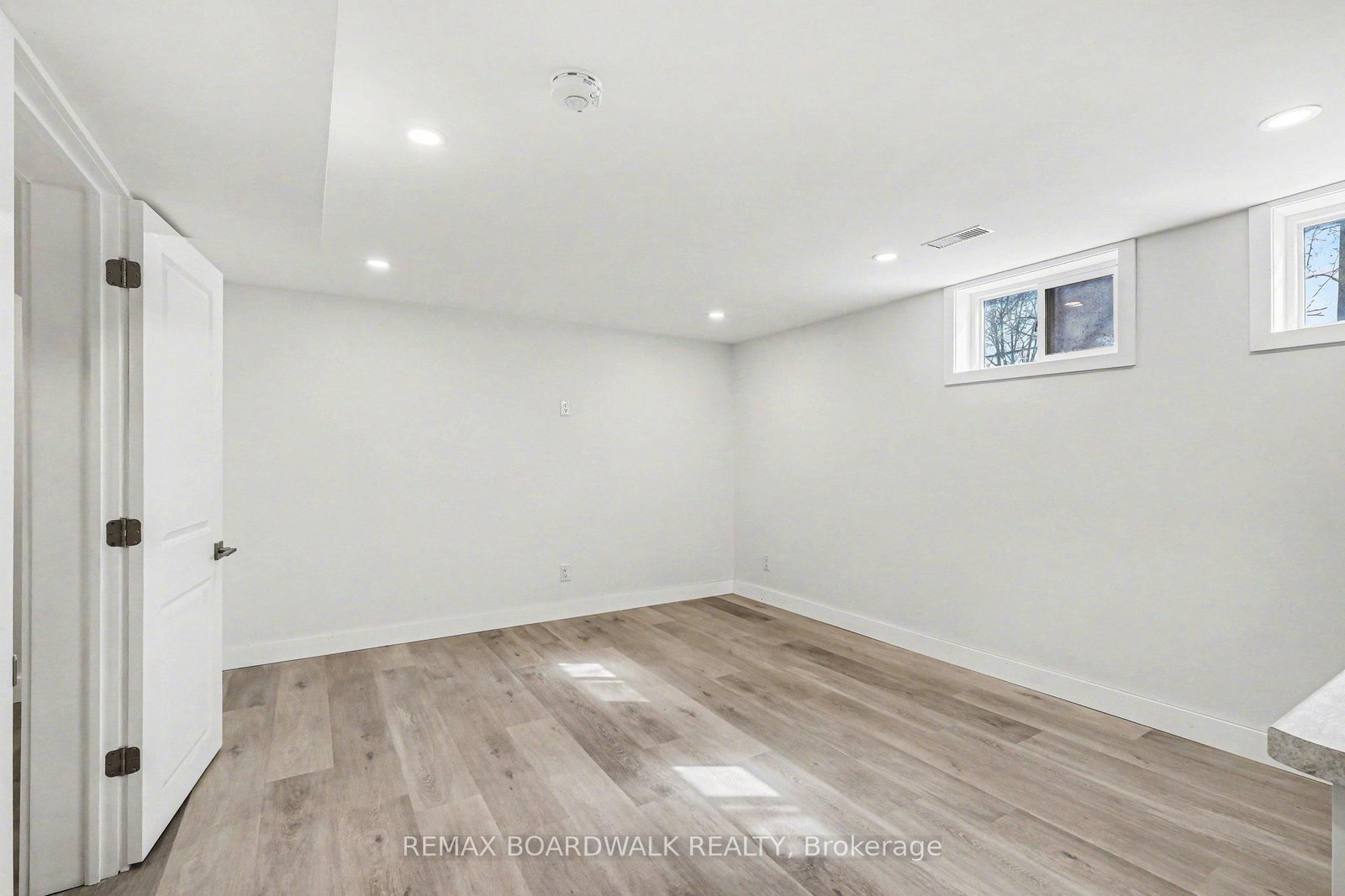 2486 Kaladar Avenue, Unit 3 - Photo 7