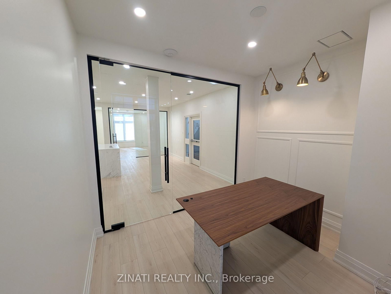 92 Centrepointe Drive, Unit 1 - Photo 11