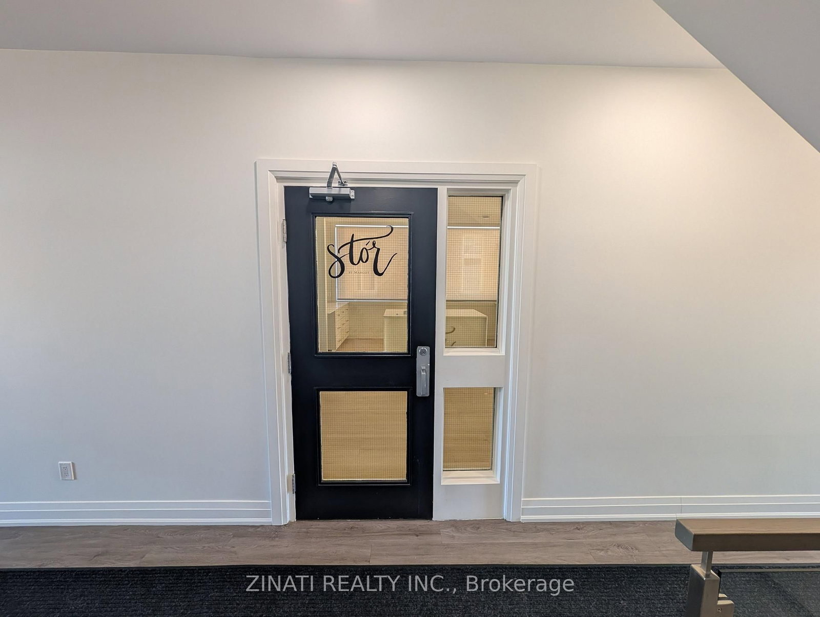 92 Centrepointe Drive, Unit 1 - Photo 4