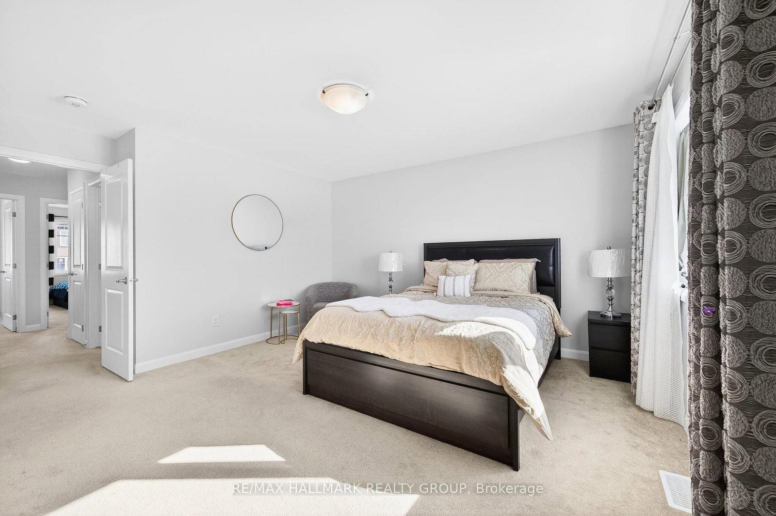 562 Clemency Crescent - Photo 16