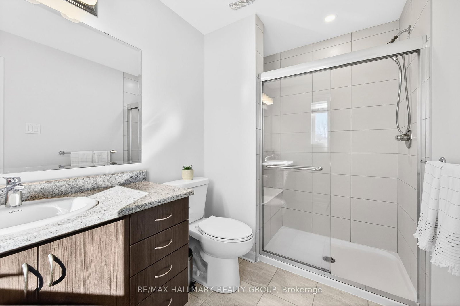 562 Clemency Crescent - Photo 20