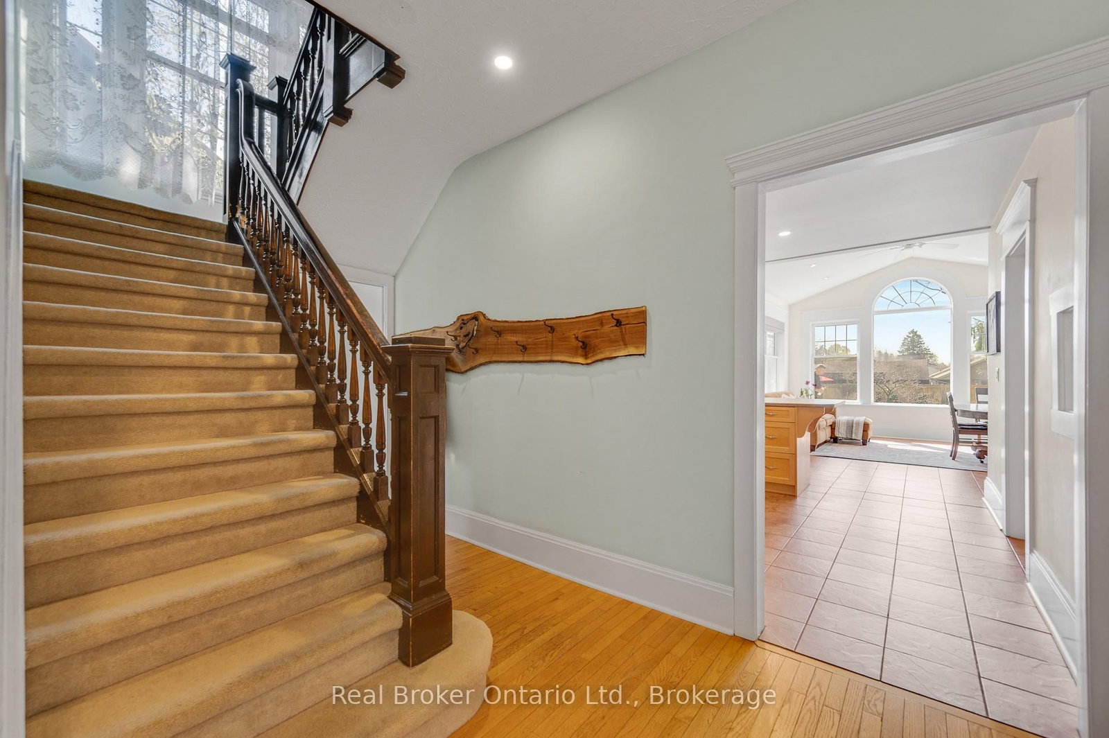 739 Colborne Street - Photo 11