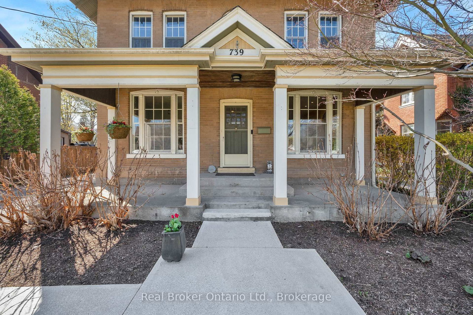 739 Colborne Street - Photo 4