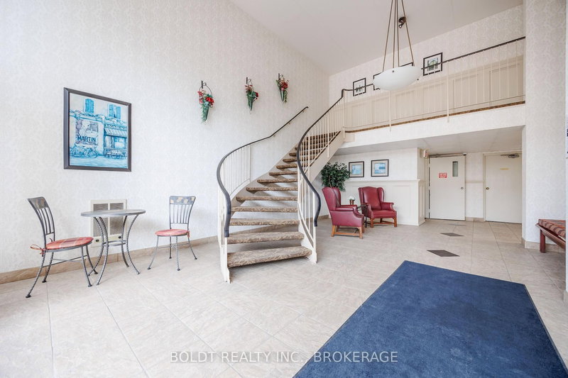 506 - 276 Oakdale Ave, St. Catharines, L2P 3S5 | Image 3
