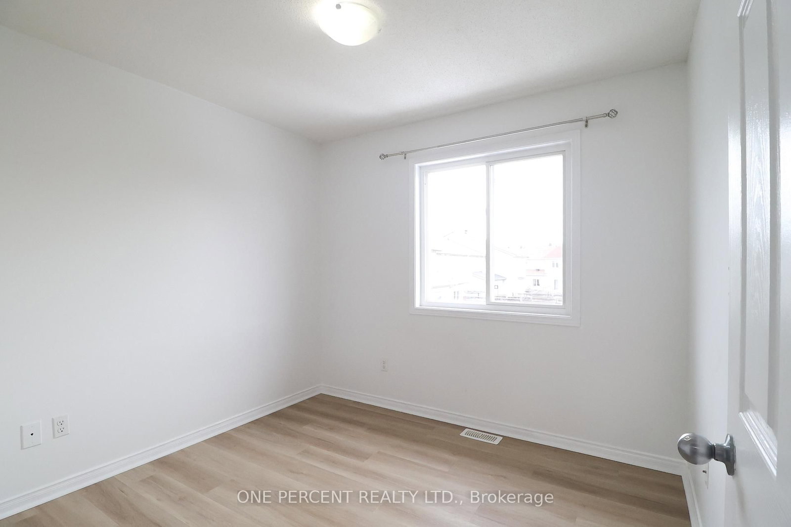 343 Amici Terrace - Photo 27