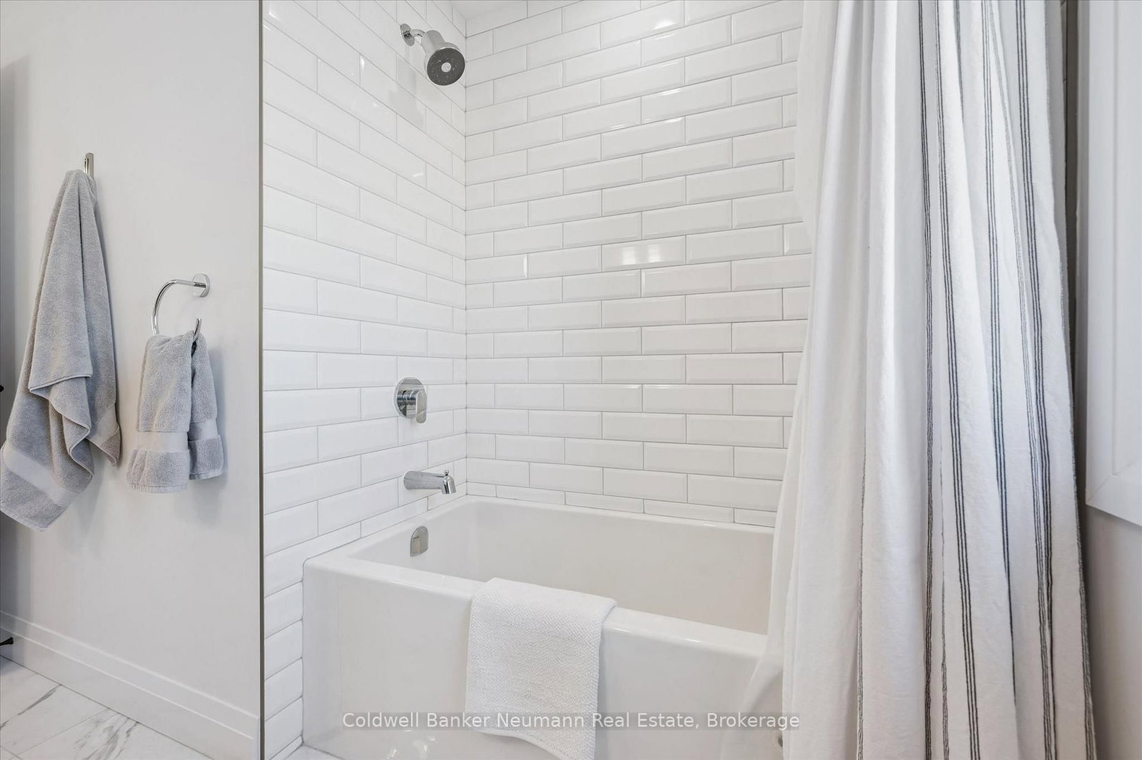 74 Gellert Drive - Photo 26