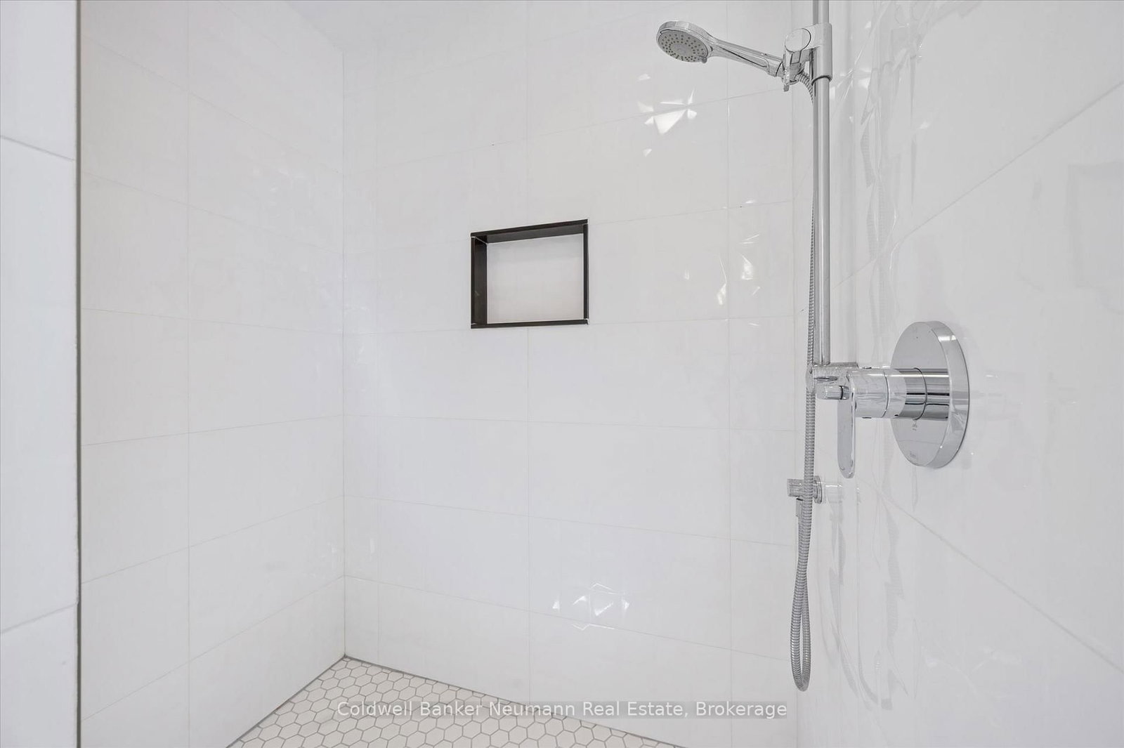 74 Gellert Drive - Photo 32