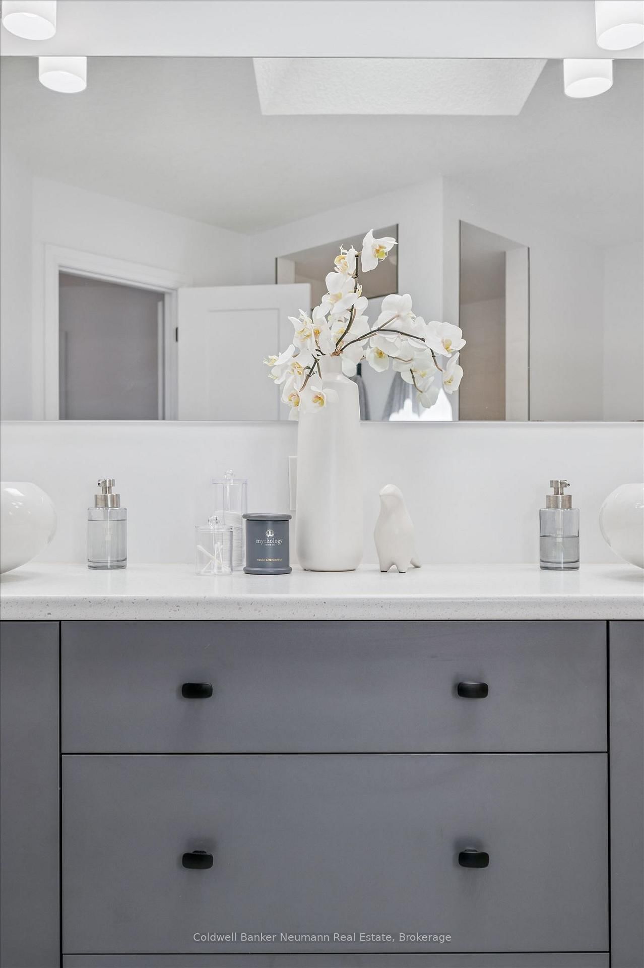 74 Gellert Drive - Photo 36