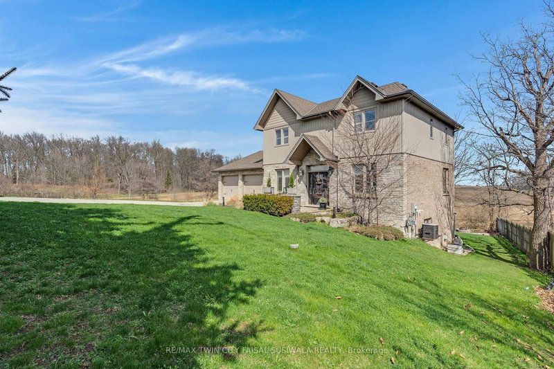 24 Brant Rd, Brant, N3L 3E1 | Image 2