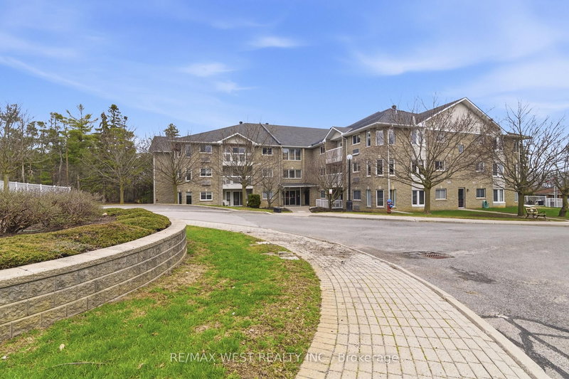 316A - 1099 Clonsilla Ave, Peterborough, J9J 8L6 | Image 2