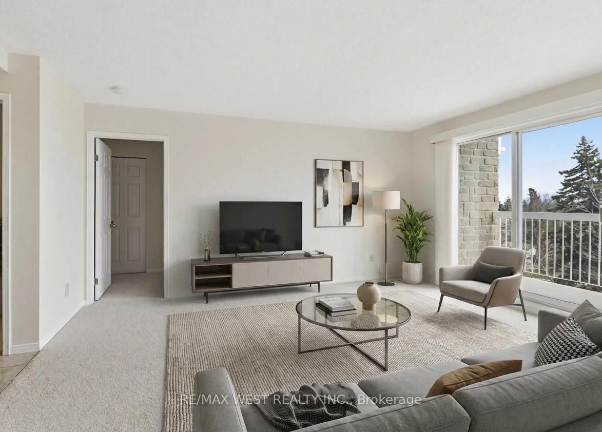 1099 Clonsilla Avenue, Unit 316A - Photo 3