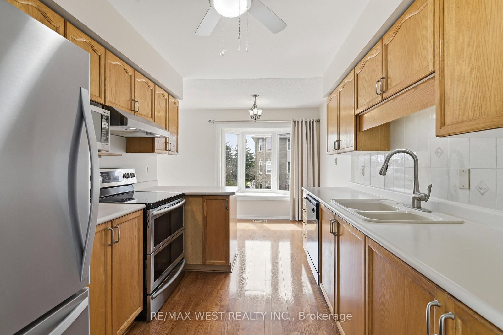 1099 Clonsilla Avenue, Unit 316A - Photo 4