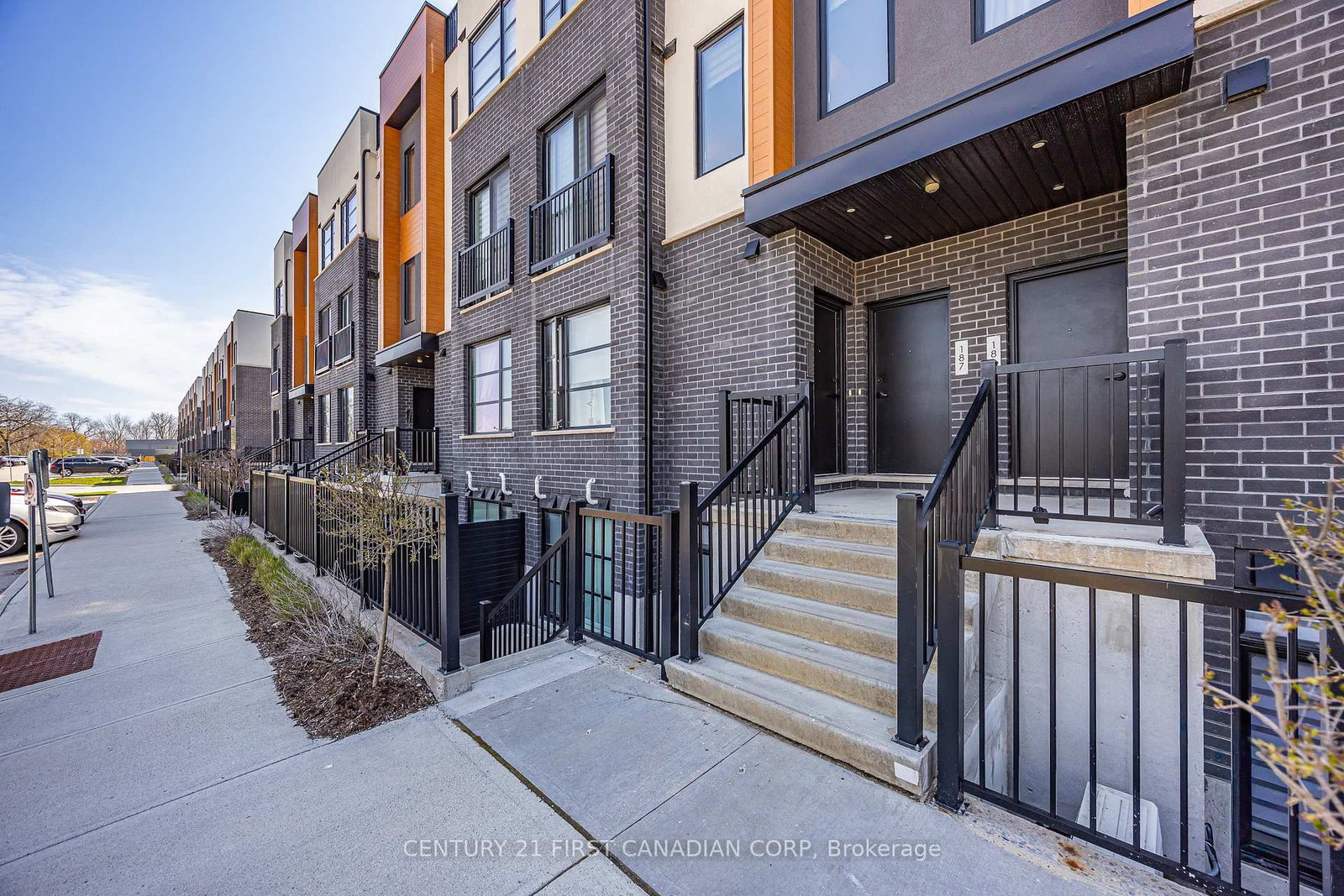 3900 SAVOY Street, Unit 187 - Photo 2